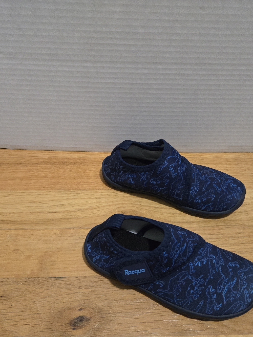 Toddler Water Shoes - Size 10 - Picture 2 of 8
